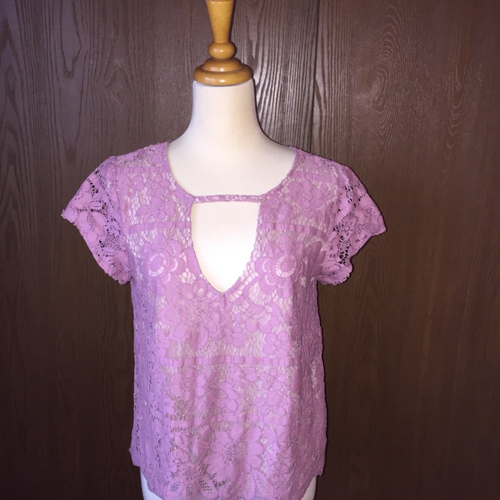 Express Lace Top keyhole Neckline Sz S